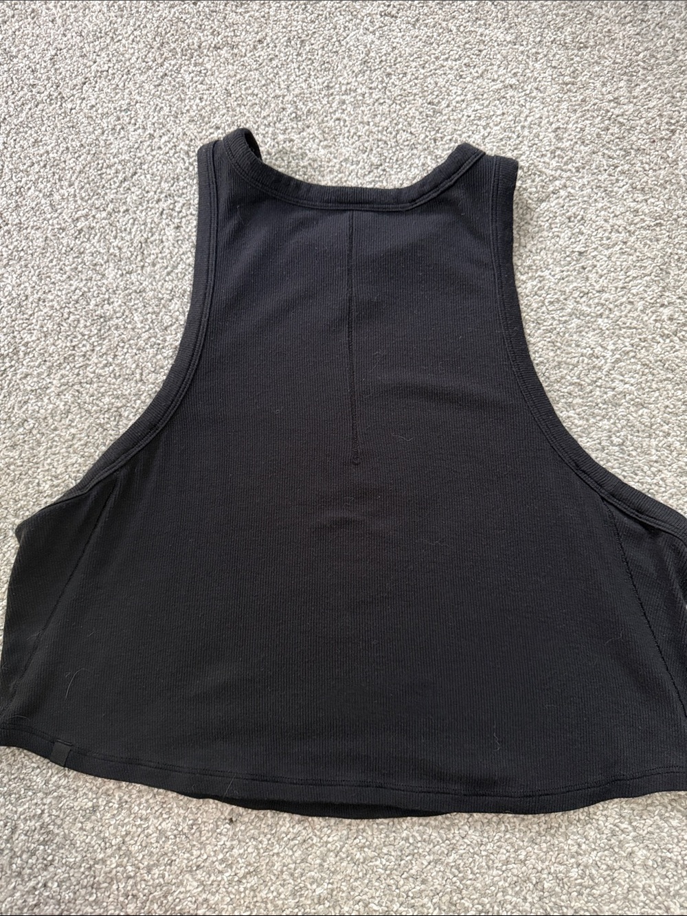 lululemon athletica Black Ribbed Cropped Tank - Picture 3 of 3